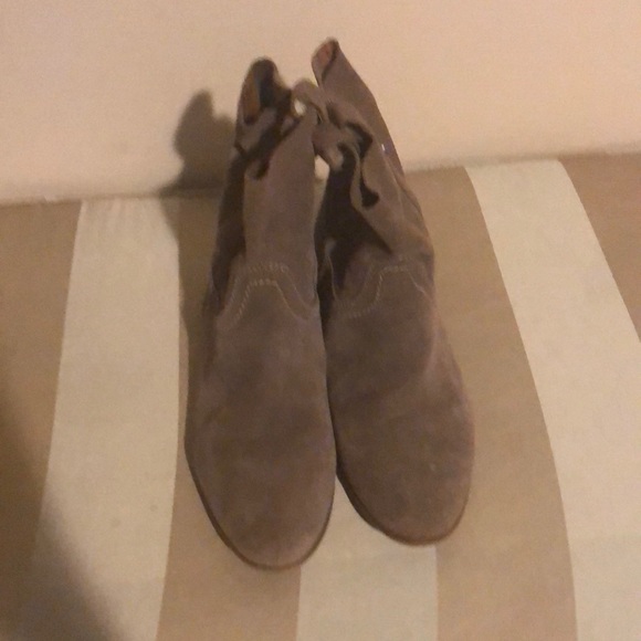 FRYE & Co Booties. Worn once. Size 10. - Picture 1 of 5